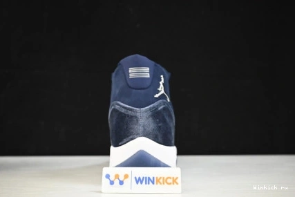 11 Jordan Air  “Midnight Navy” 1215